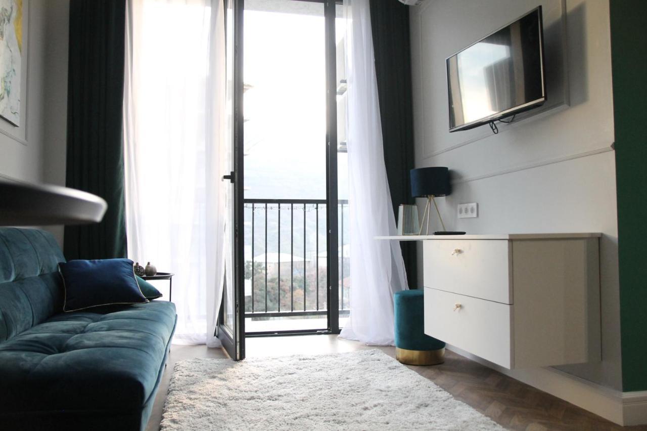 טביליסי Krtsanisi Apartment With Pool מראה חיצוני תמונה